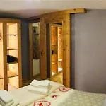 La Maison De Clemence Апартаменты *